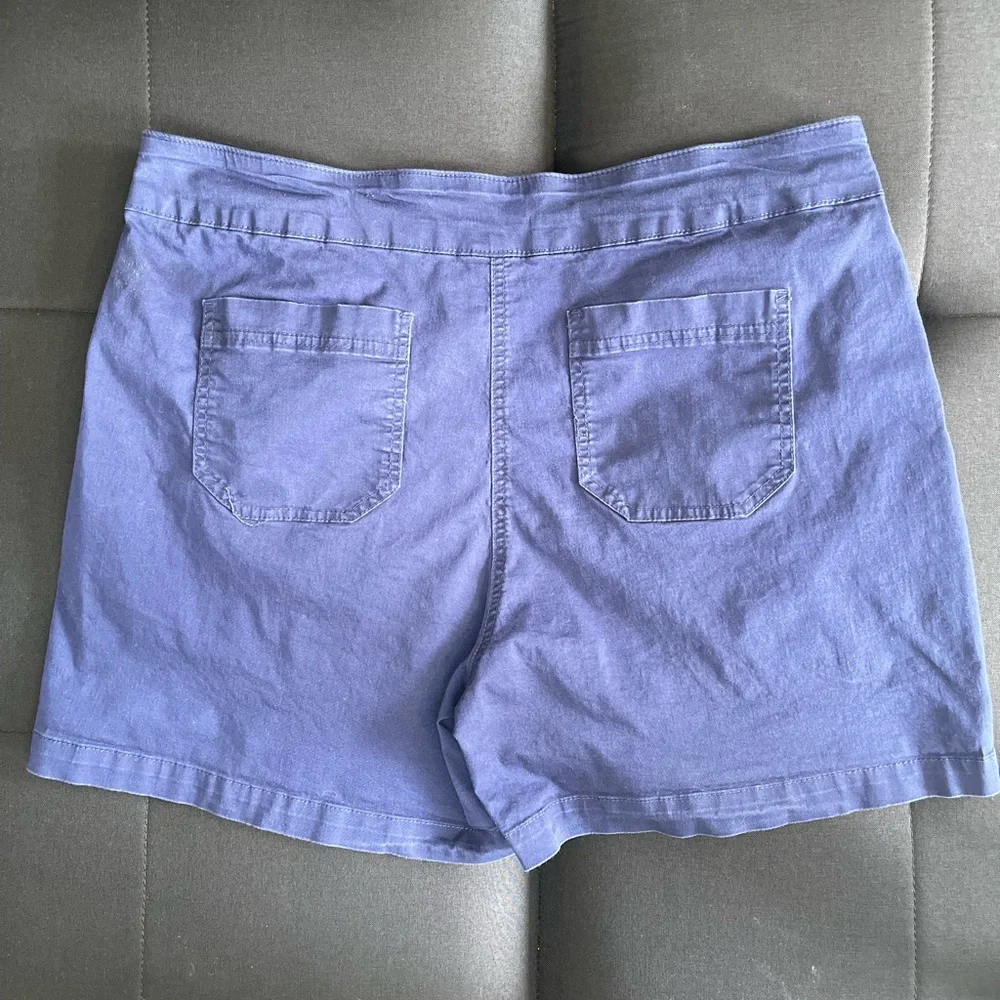 Westbound Blue Bermuda Shorts Cotton Blend Size 16P Stetchable - Picture 6 of 6
